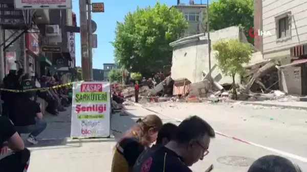 AFAD Küçükçekmece'de çöken binada dinleme çalışması yaptı