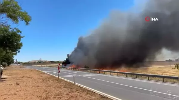 Şanlıurfa'da emniyet personellerini taşıyan midibüs alev alev yandı