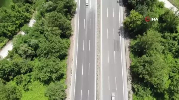 Tatil başlangıcında akıcı olan otoyol trafiği 8'inci gününde normal seyrinde ilerliyor