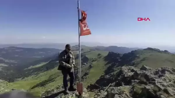 Köroğlu Dağları'nda Türk Bayrağı Değiştirildi