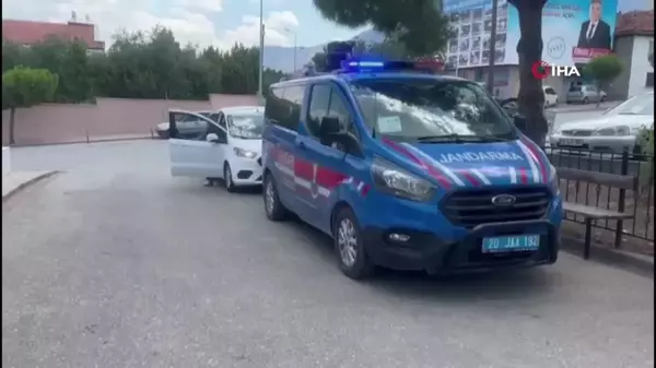 Jandarma sosyal medyadan video paylaşan hırsızları 'Yapıştır'dı