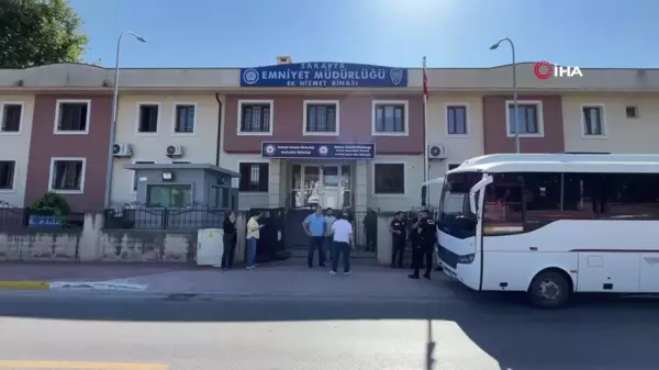 Hendek'te kavgada hayatını kaybeden genç için şüpheli ve kavgaya karışanlar adliyeye sevk edildi