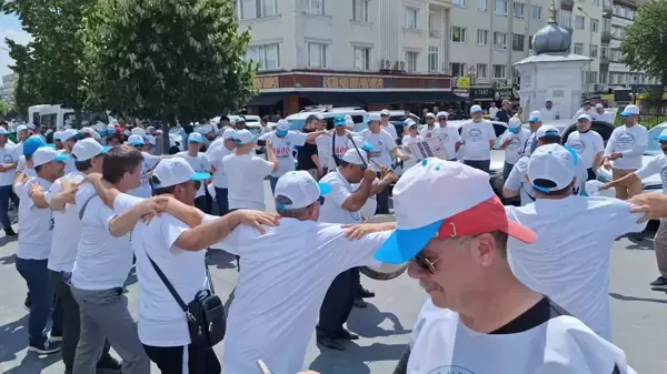 Büro Memur-Sen Üyeleri Ankara'ya Yürüyüş İçin Toplandı