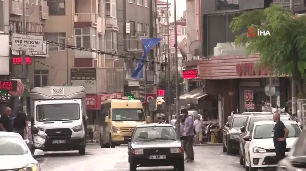 Küçükçekmece'de kısa süreli sağanak yağış etkili oldu