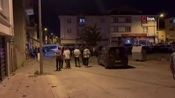 Asker eğlencesinde polis memuruna mukavemet gösteren 2 kişi gözaltına alındı