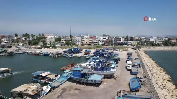 Mersin'de balıkçılar av sezonuna hazırlanıyor