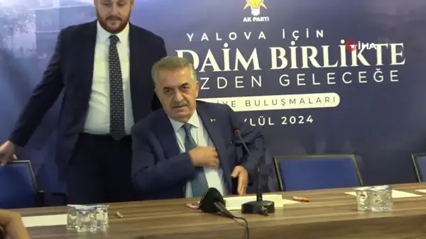 AK Parti Genel Başkan Yardımcısı Hayati Yazıcı, 