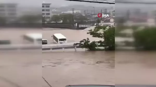 Japonya'da Sel ve Toprak Kaymaları: 3 Kişi Kayıp