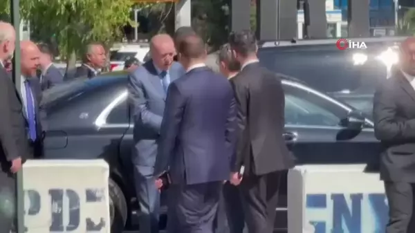Cumhurbaşkanı Erdoğan, TÜRKEN Vakfı'nı New York'ta Ziyaret Etti