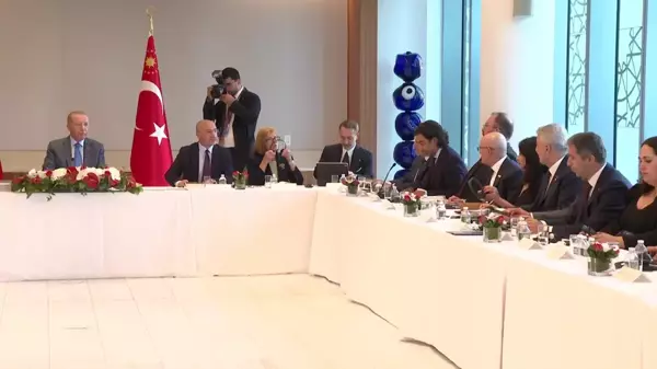 Cumhurbaşkanı Erdoğan, BM Genel Kurulu'nda ABD'li Düşünce Kuruluşlarıyla Bir Araya Geldi