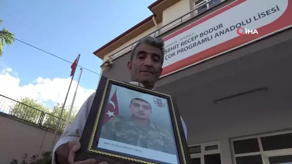 Şehit babası, oğlunun adını taşıyan okulda görev yapıyor