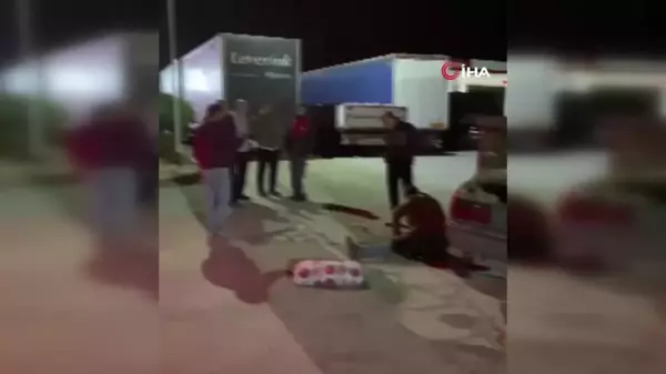 Ankara'da Trafik Kazası: Otomobil Tıra Çarptı, Sürücü Yaralandı