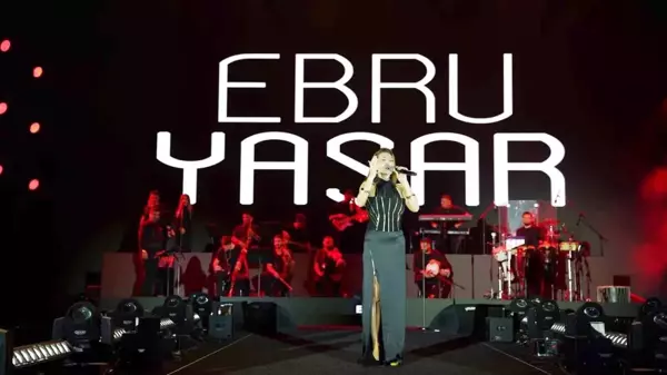 Ebru Yaşar Diyarbakır konserinde izleyici rekoru kırdı