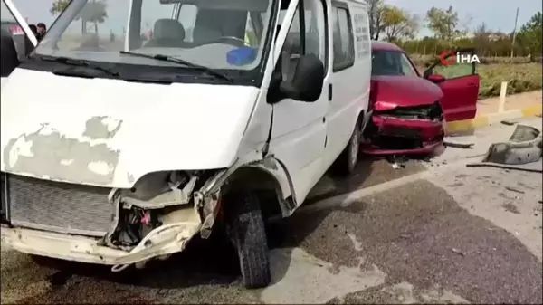 Konya'da Trafik Kazası: 2 Yaralı