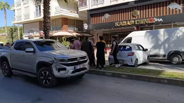 Manavgat'ta Trafik Kazası: 2 Yaralı