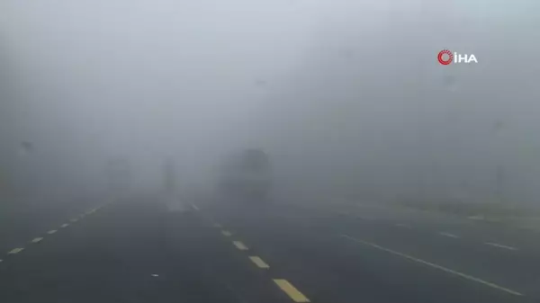 Bolu Dağı'nda Yoğun Sis: Görüş Mesafesi 20 Metreye Düştü