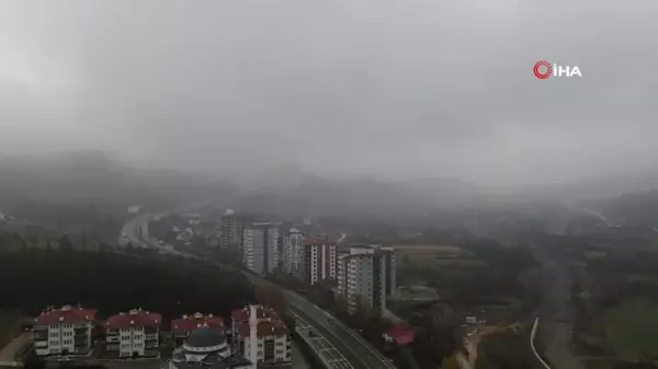 Kastamonu'da Yoğun Sis Nedeniyle Görüş Mesafesi 20 Metreye Düştü