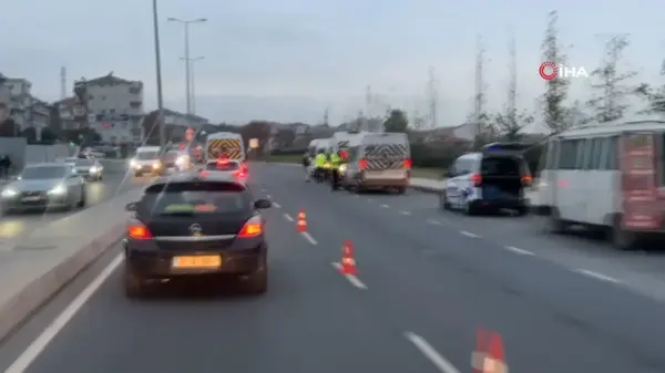 İstanbul'da Pazartesi Sabahı Trafik Yoğunluğu