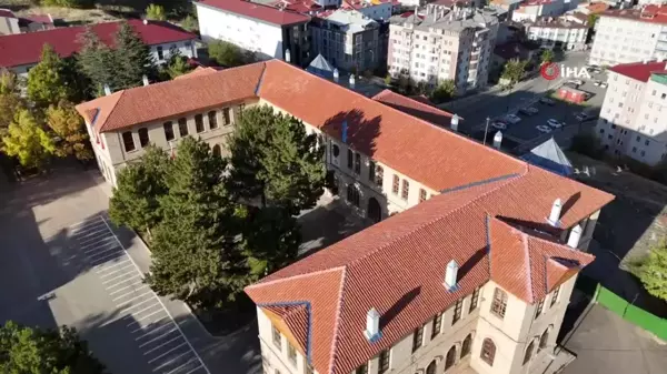 108 Yıllık Tarihi Selçuk Anadolu Lisesi’nden Başarı Hikayeleri