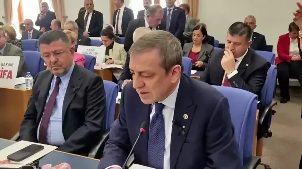 Bütçe görüşmelerinde gerginlik! Muhalefet sıraları 