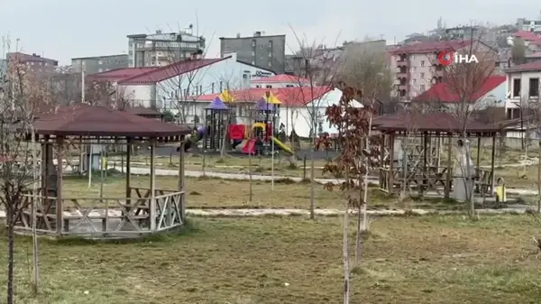 Yüksekova'da Kış Geldi, Parklar Boş Kaldı