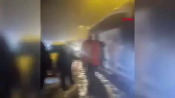 Yolda Kalan Yolcular Halay Çekti