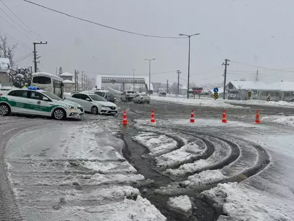 Bolu'da 134 Köy Yolu Kapandı