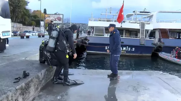 Sarıyer'de denize düşen kız arkadaşının peşinden atlayan gencin görüntüleri ortaya çıktı