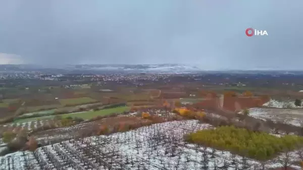 Sonbahar Renkleri ve Karın Büyüleyici Buluşması