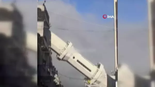 İsrail'in Gazze'ye Bombalı Saldırısı: 9 Sivil Hayatını Kaybetti