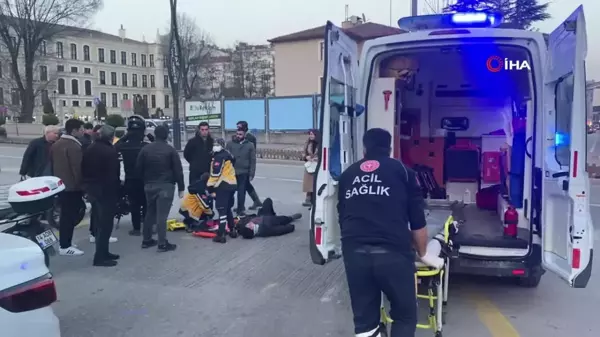 Bolu'da Motosiklet ile Otomobil Çarpıştı: 1 Yaralı