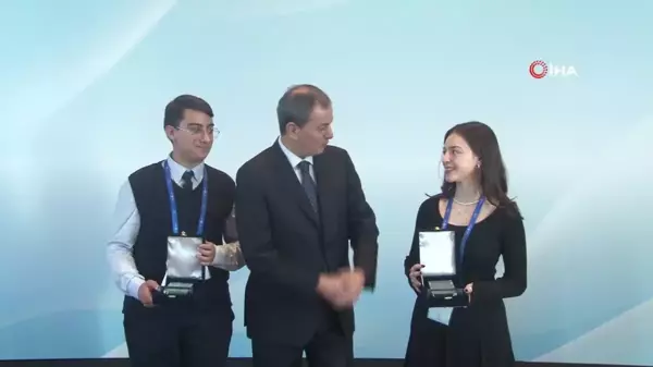 İş Bankası'ndan Altın Gençler Ödülleri