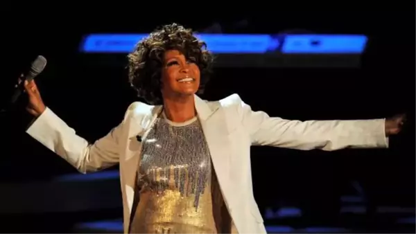 2012'de hayatını kaybeden Whitney Houston'un hologramı, konser turnesine çıkıyor