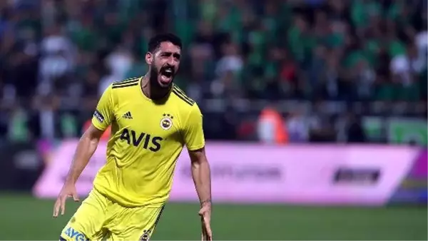 Tolga Ciğerci Fenerbahçe'den ayrılıp Bundesliga'ya dönüyor! Wolfsburg'la anlaşma sağladı