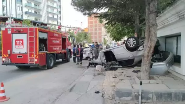 Son dakika haberi | ELAZIĞ'DA TRAFİK KAZASI: 3 YARALI