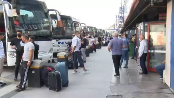 15 TEMMUZ DEMOKRASİ OTOGARI'NDA KURBAN BAYRAMI ÖNCESİ YOĞUNLUK HAVADAN GÖRÜNTÜLENDİ