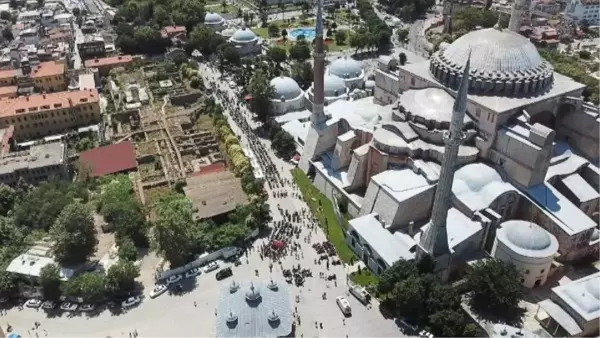 Son dakika haberleri! MOTORCULAR ŞEHİT YILMAZ ERCAN İÇİN AYASOFYA'DAN YOLA ÇIKTI AKTÜEL GÖRÜNTÜYLE)