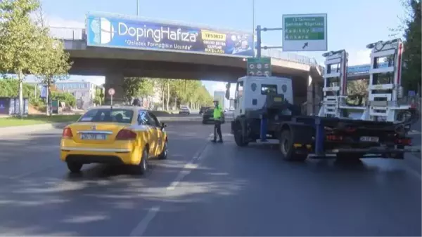 Son Dakika | 15 Temmuz Şehitler Köprüsü uçak geçişi gösterisi sırasında trafiğe kapatıldı