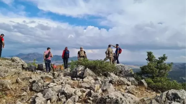 TUNCELİ'DE BİR YIL ÖNCE EŞİ VE OĞLU ÖLEN KADIN KAYBOLDU