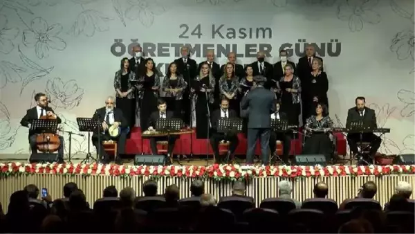 24 KASIM ÖĞRETMENLER GÜNÜ ÖZEL BİR PROGRAMLA KUTLANDI