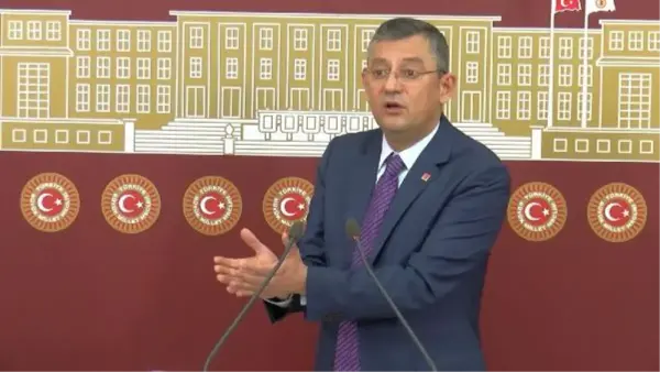 CHP'li Özel: Türkiye, demokrasiye dönüşüm manifestosunu yılın ilk ayında görecek