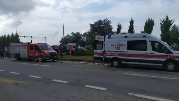 Kırmızı Işık İhlali Yapan TIR'ın Çarptığı Araçta Hayatını Kaybedenler Toprağa Verildi