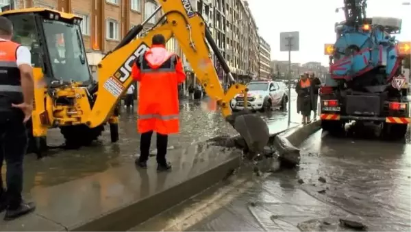 Alibeyköy'de Sağanak Yağış Sonucu Su Baskını