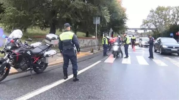 Sarıyer'de Motosiklet Sürücülerine Denetim