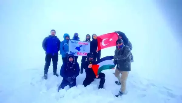 Vangölü Aktivistleri Esruk Dağı'na Tırmandı