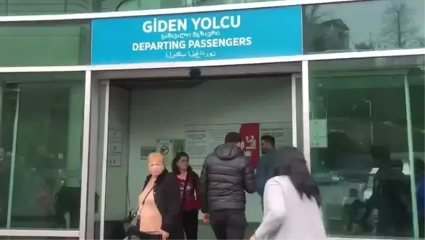 Sarp Sınır Kapısı'nda Bayram Yoğunluğu