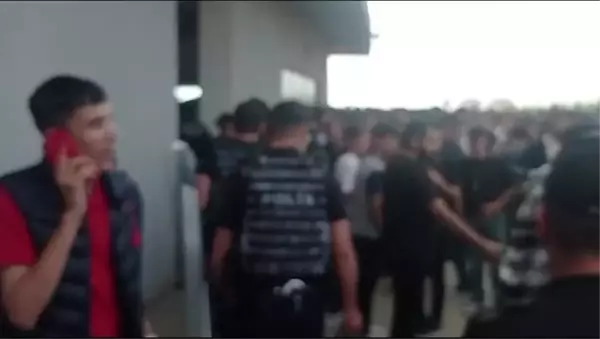 Amed Sportif Faaliyetler'in Şampiyonluk Maçı İçin Bilet Kuyruğunda İzdiham: 16 Kişi Baygınlık Geçirdi