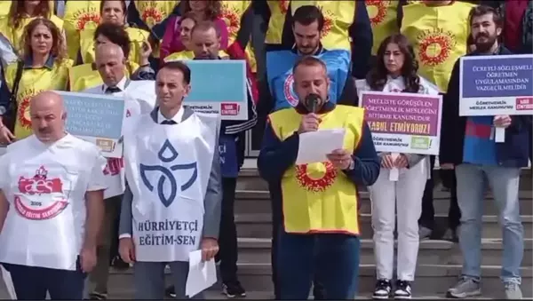 Tokat'ta Öğretmenler, Meslek Kanunu Teklifine Tepki Gösterdi