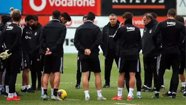 Beşiktaş'ın kamp kadrosuna Muhayer Oktay ve Orkan Çınar alınmadı