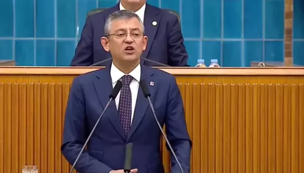 CHP lideri Özgür Özel: Kılıçdaroğlu'nun önünde saygıyla eğiliyorum